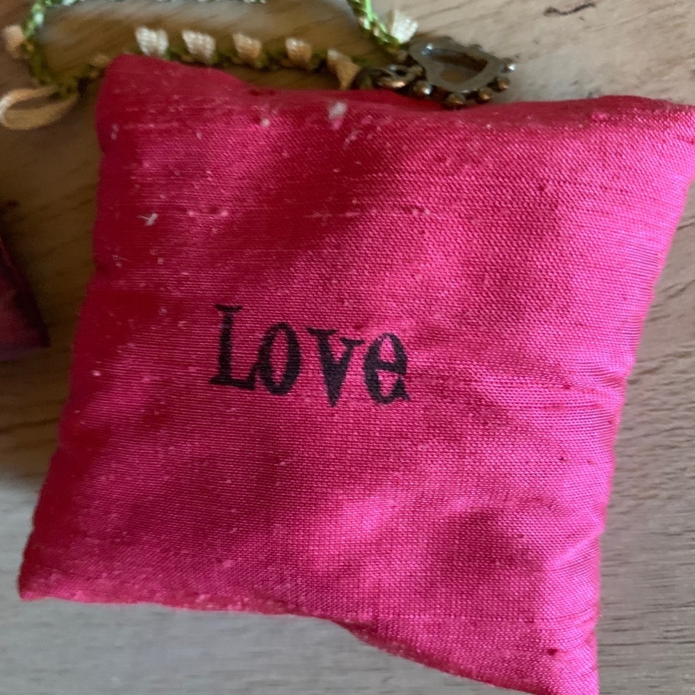 Lavender Filled Hanging Sachets w/positive words - Picture 7 of 8